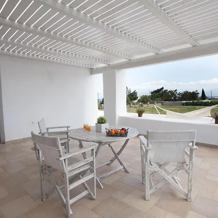 Villa Arya Naousa (Paros)