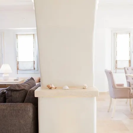 Villa Arya